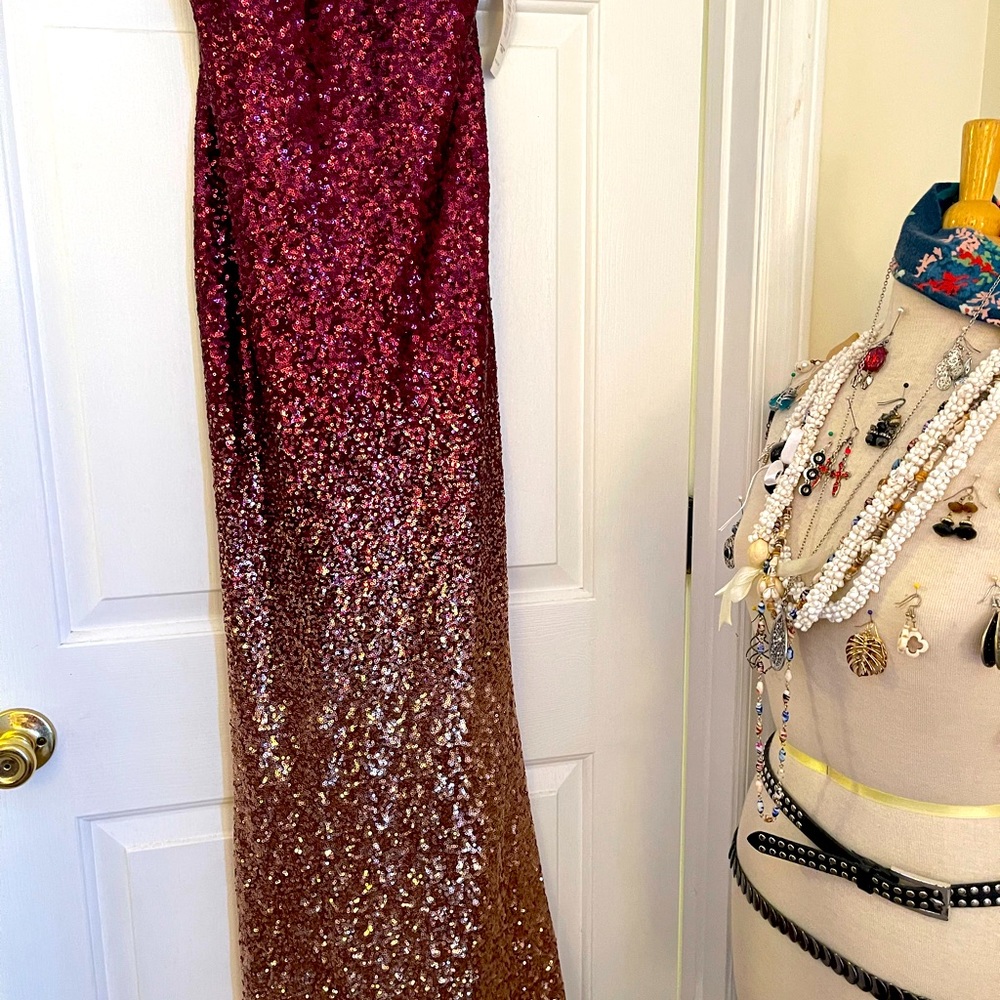 Ladies Evening Gown or Prom Dress